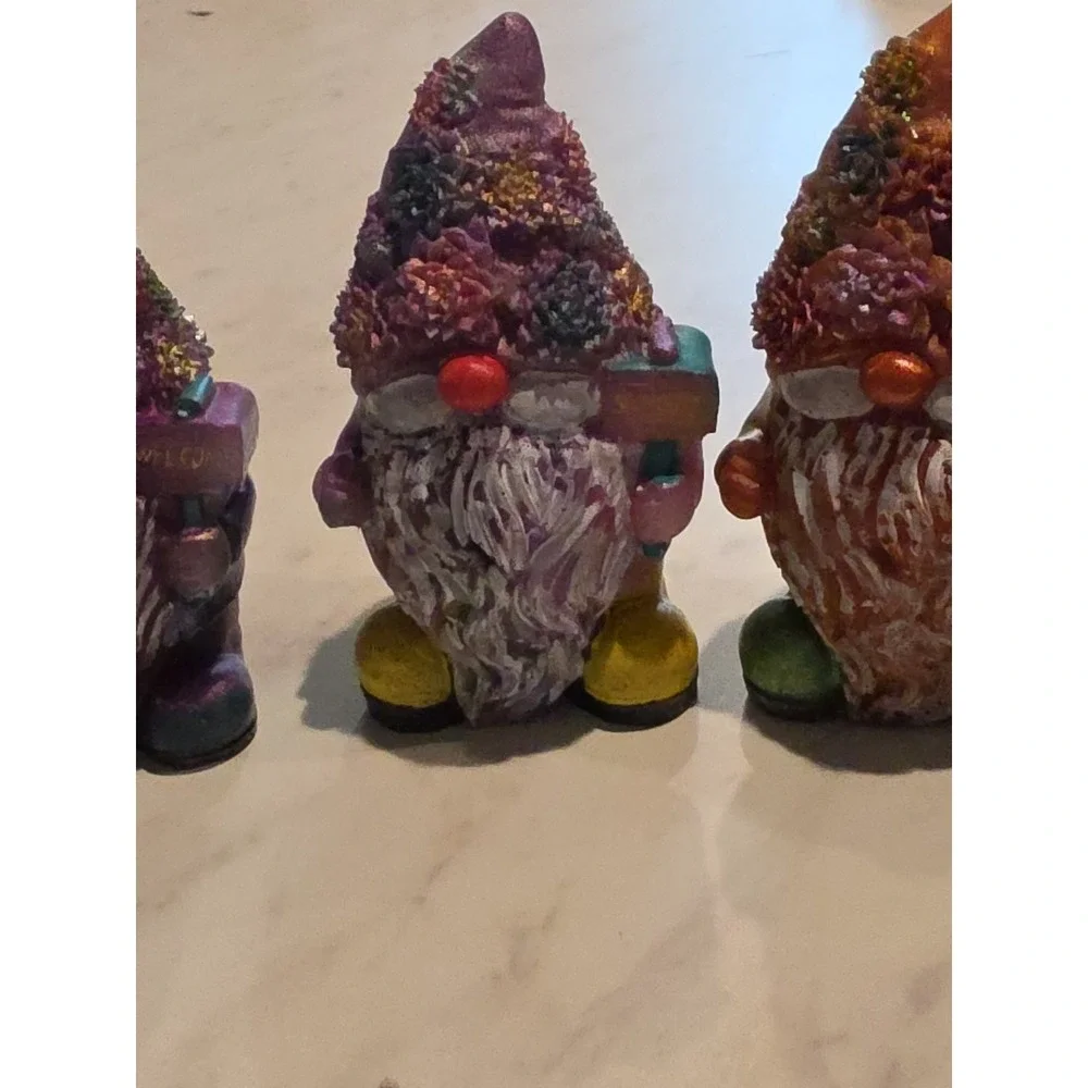 Handmade Resin Small Gnome.‎ Price Is For One Gnome